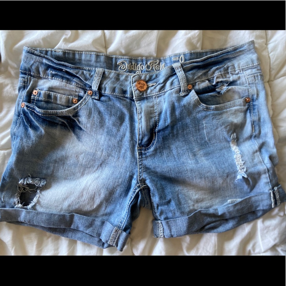 Women’s Light Wash Denim Jean Shorts